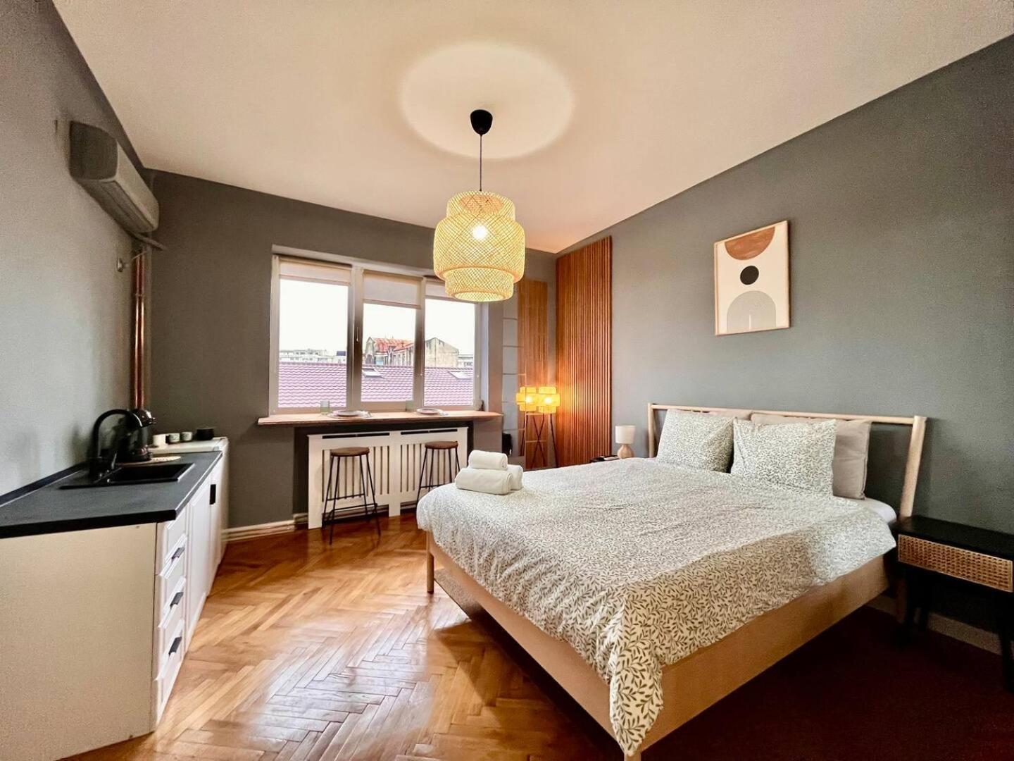 Woodie Studio With Premium Comfort By Piata Unirii Bucureşti Exterior foto